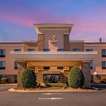 Comfort Suites Whitsett - Greensboro East Екстер'єр фото