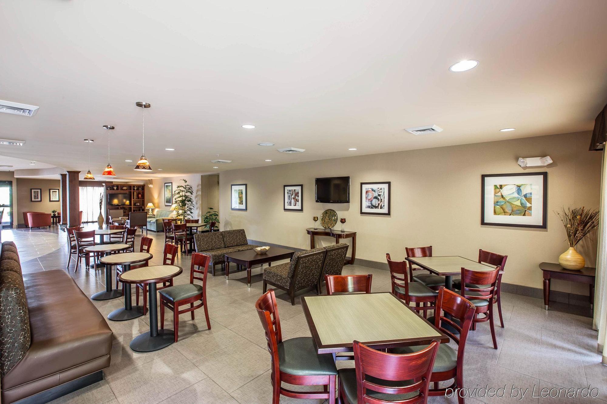 Comfort Suites Whitsett - Greensboro East Екстер'єр фото